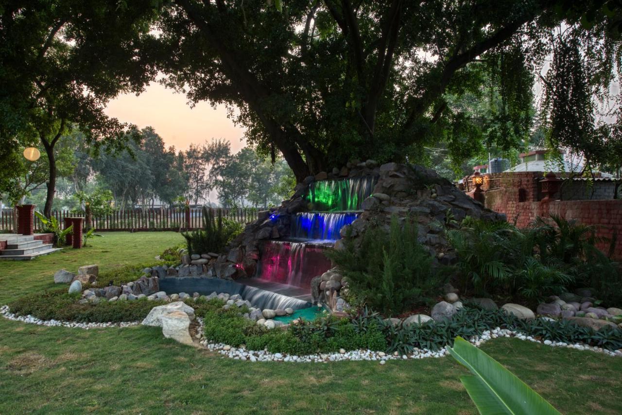 Sunahari Bagh - Pool Farm Retreat @ グルガウン エクステリア 写真