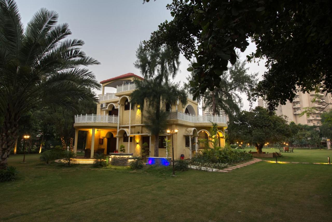 Sunahari Bagh - Pool Farm Retreat @ グルガウン エクステリア 写真